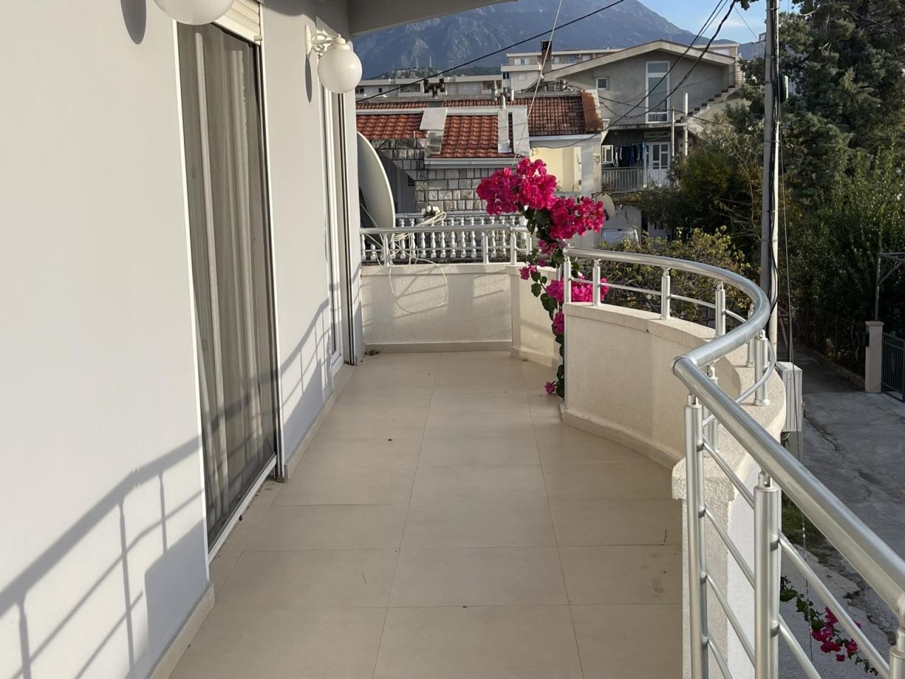 Квартира в Баре, Черногория, 106.4 м² - фото 10