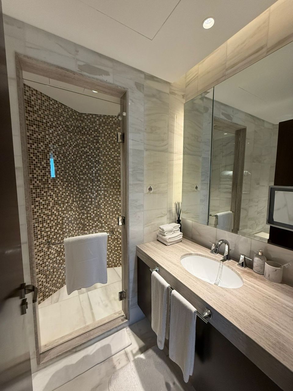 Квартира в Дубае, ОАЭ, 184.46 м² - фото 16