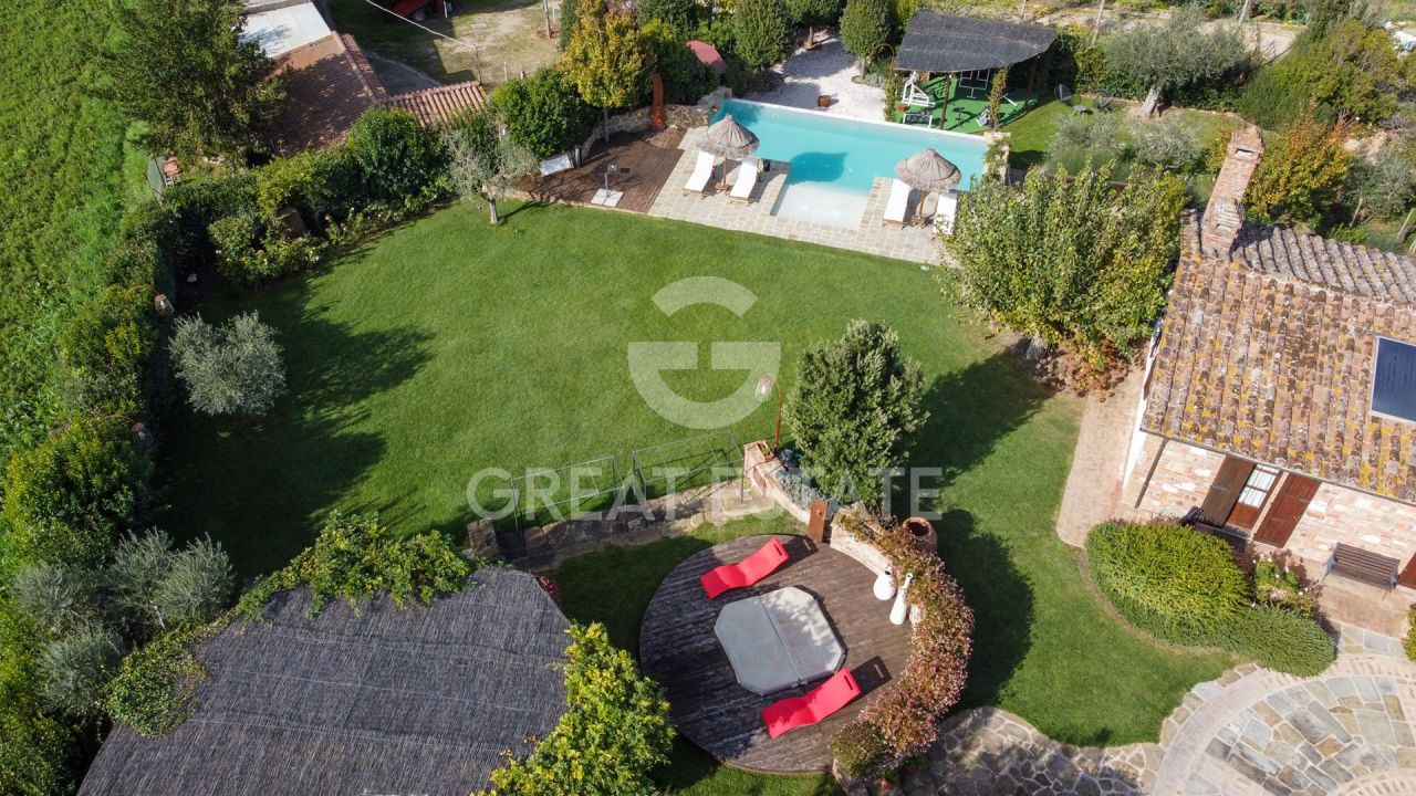 Дом в Читта-делла-Пьеве, Италия, 476.25 м² - фото 4