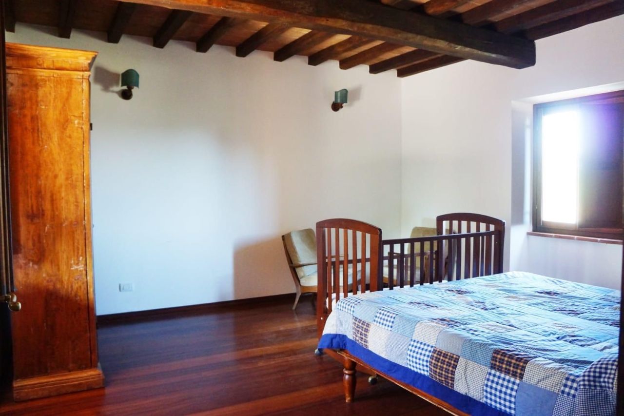 Доходный дом в Амелии, Италия, 430 м² - фото 15