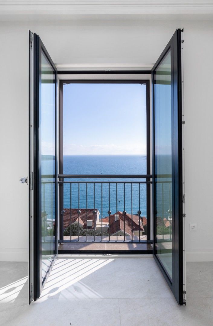 Квартира в Тивате, Черногория, 94 м² - фото 8