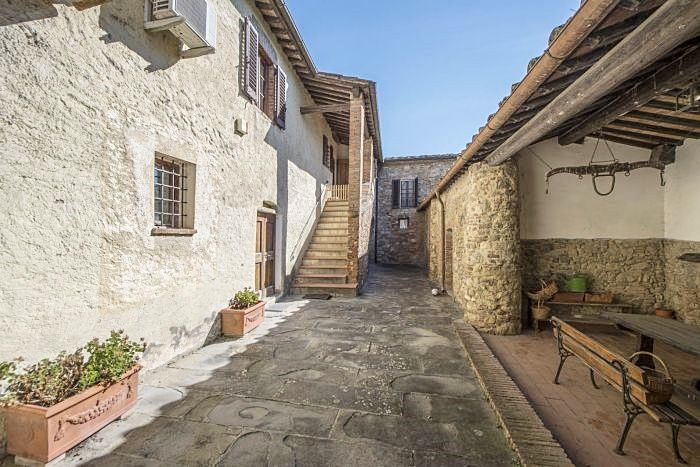 Производство в Кьянти, Италия, 5 400 м² - фото 3