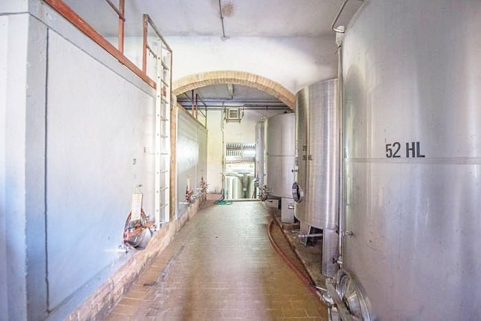 Производство в Кьянти, Италия, 5 400 м² - фото 5