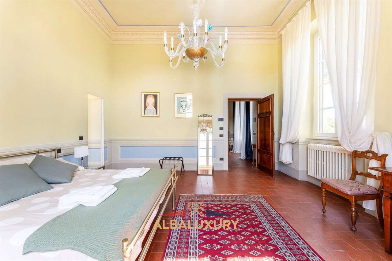 Вилла в Лукке, Италия, 840 м² - фото 5