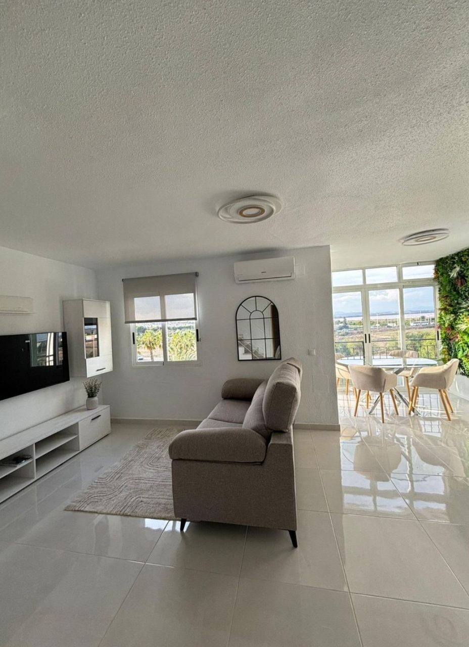 Апартаменты в Торревьехе, Испания, 72 м² - фото 2