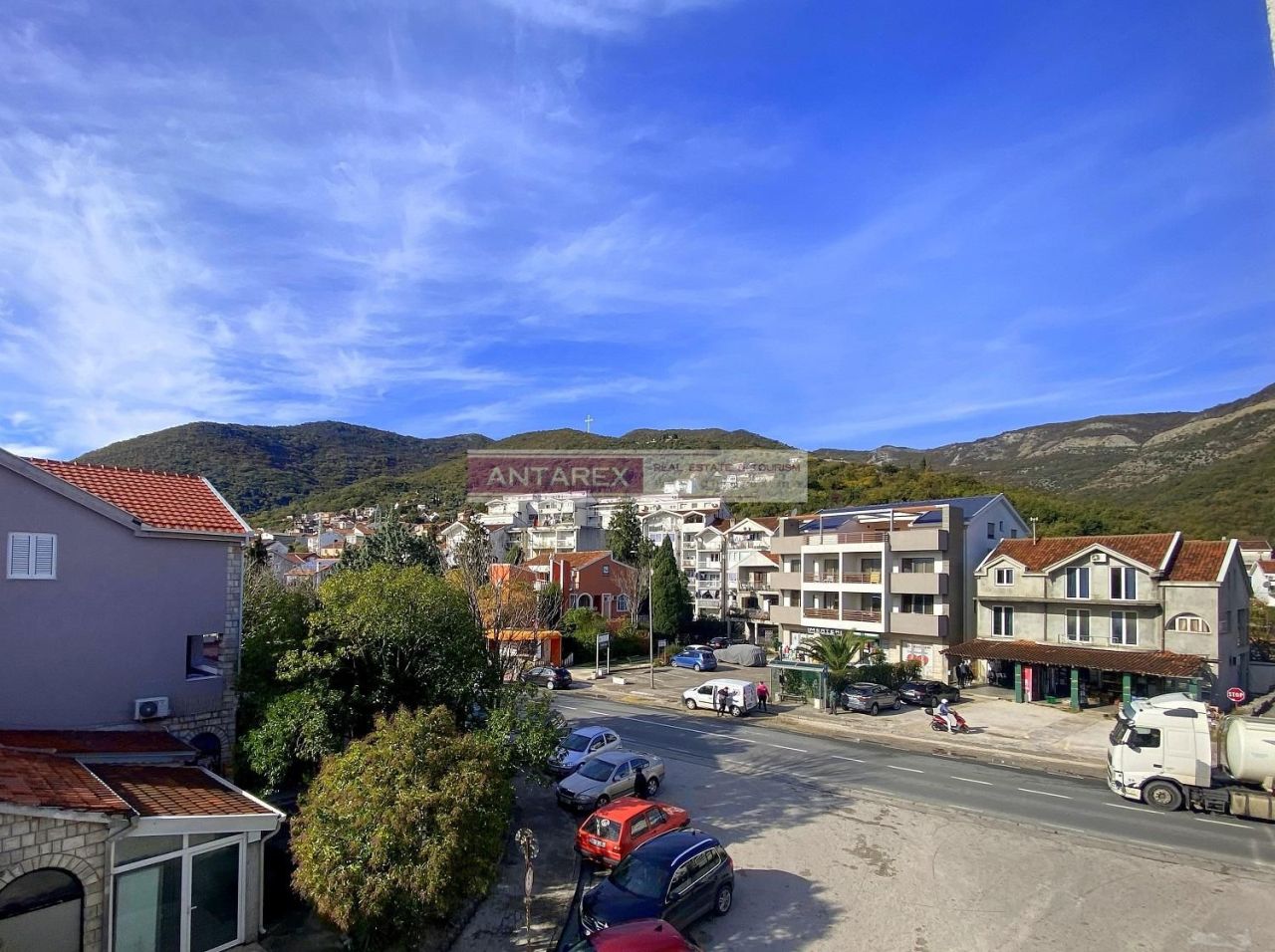 Апартаменты в Биеле, Черногория, 64 м² - фото 2