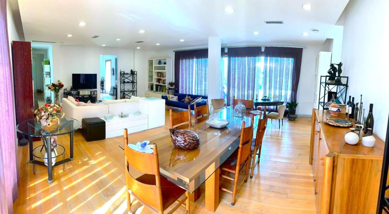 Вилла в Монтиньозо, Италия, 265 м² - фото 6