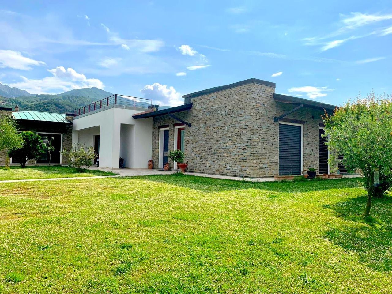 Вилла в Монтиньозо, Италия, 265 м² - фото 4