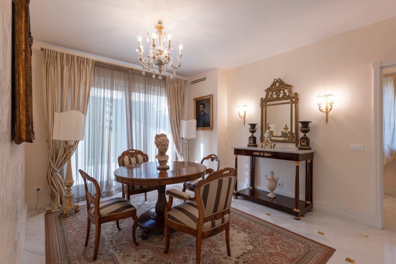 Вилла в Форте деи Марми, Италия, 390 м² - фото 7