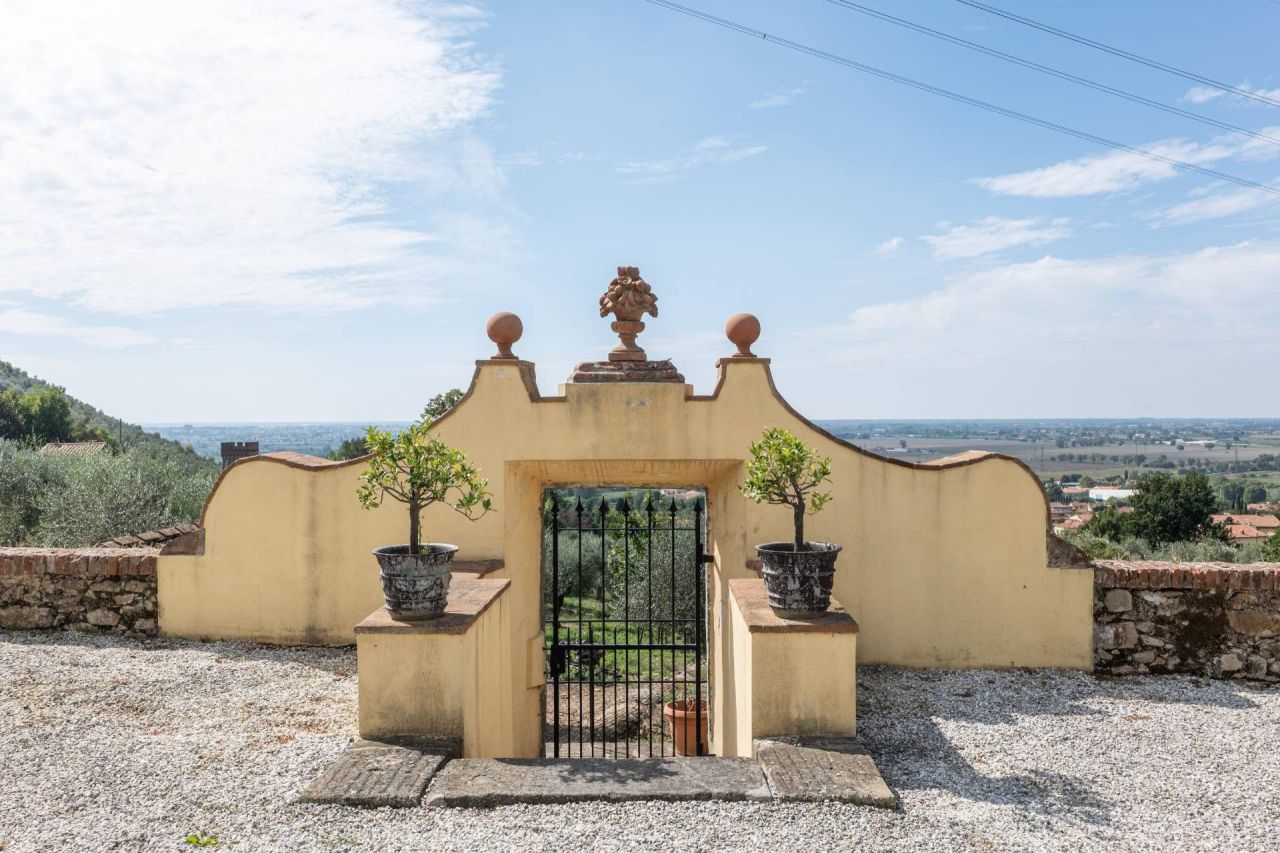 Дом в Ашано, Италия, 637 м² - фото 16