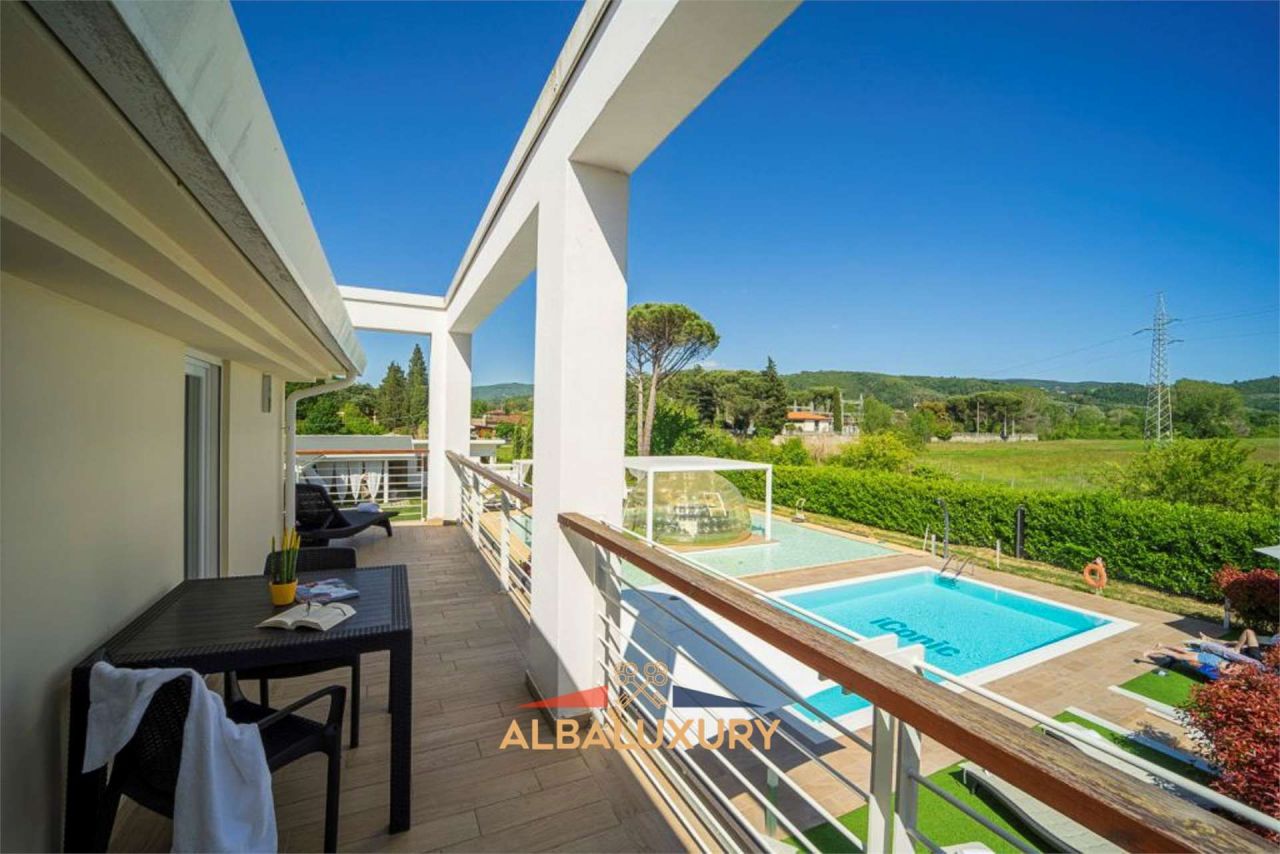 Вилла в Ареццо, Италия, 2 500 м² - фото 17