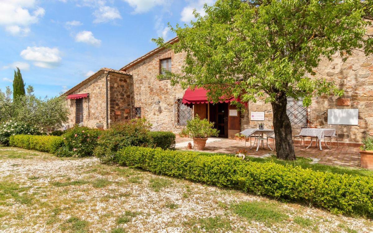 Поместье в Сиене, Италия, 700 м² - фото 2