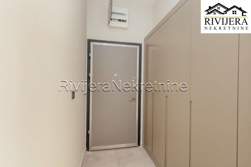 Квартира в Херцег-Нови, Черногория, 70 м² - фото 3