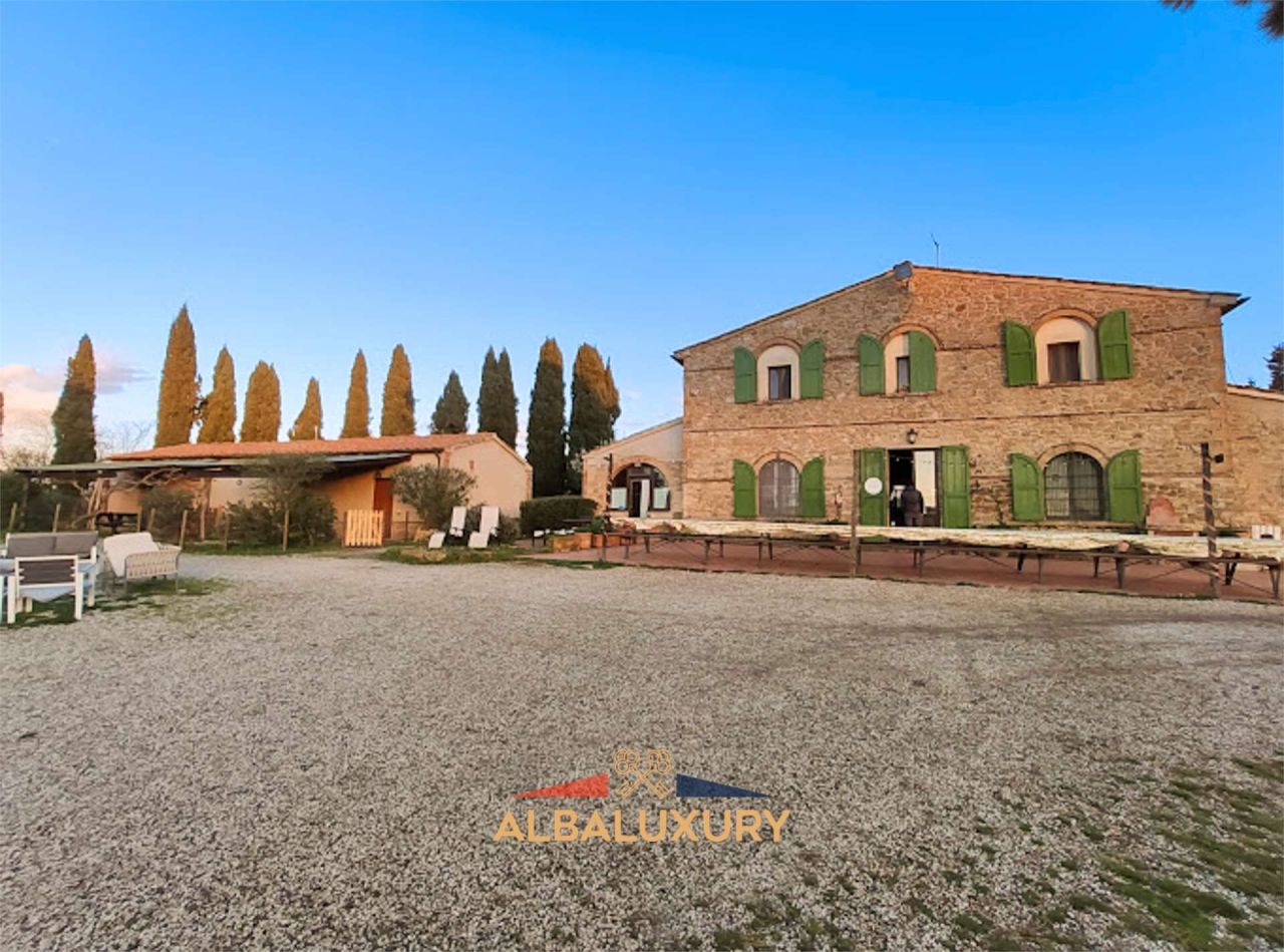 Вилла в Вольтерре, Италия, 530 м² - фото 6