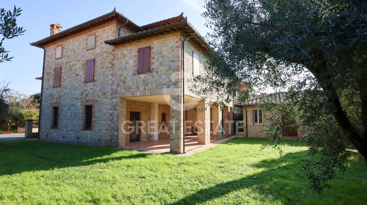 Дом в Кастильоне-дель-Лаго, Италия, 382 м² - фото 3