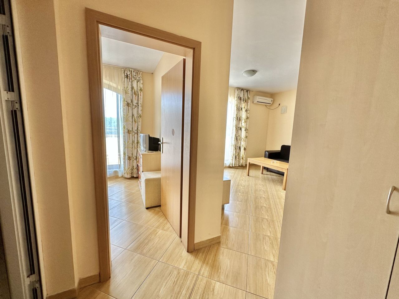 Квартира на Солнечном берегу, Болгария, 66 м² - фото 2