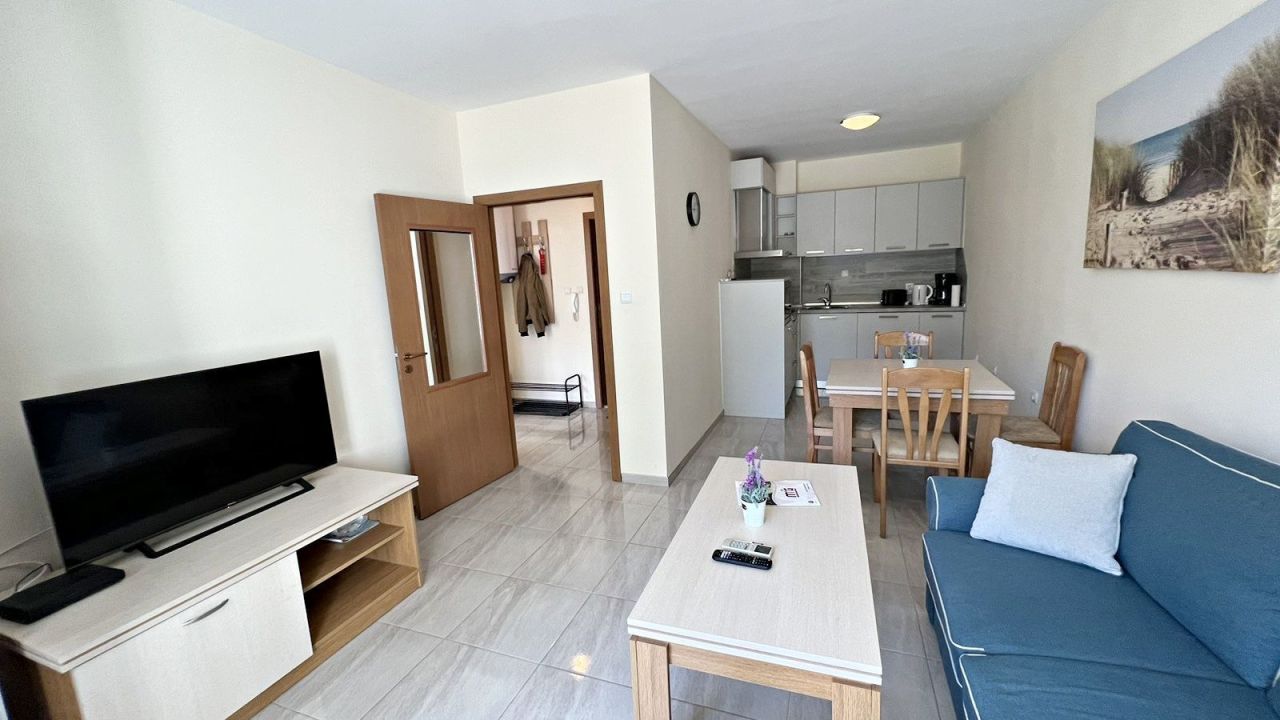 Квартира на Солнечном берегу, Болгария, 65 м² - фото 2