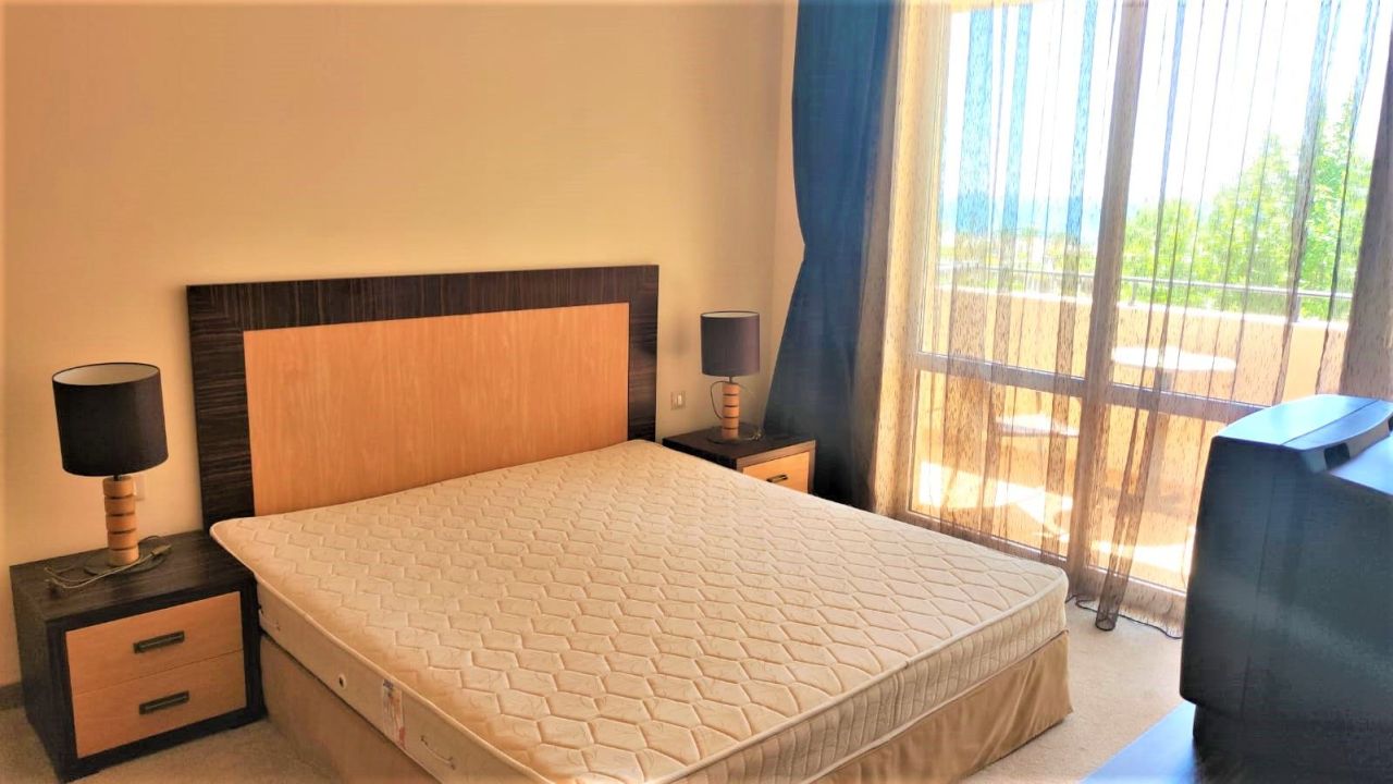 Квартира в Бургасе, Болгария, 82 м² - фото 2