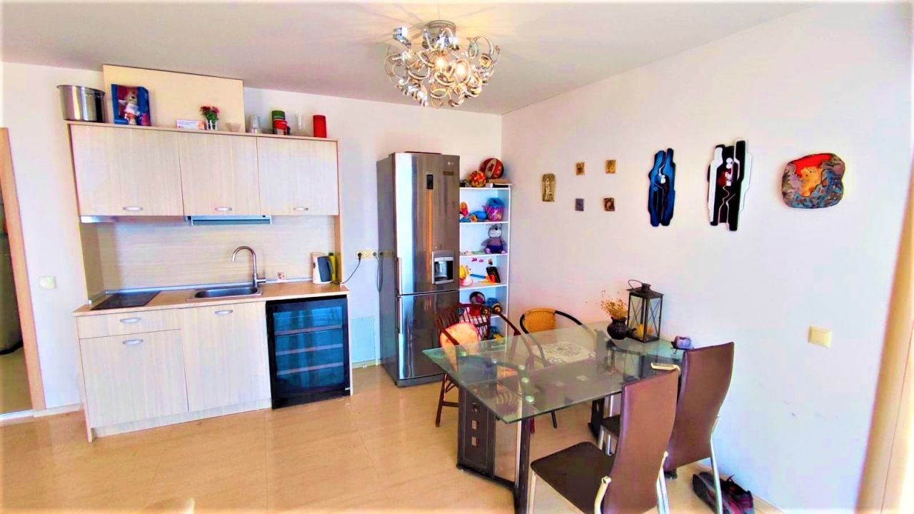 Квартира в Бургасе, Болгария, 74 м² - фото 3