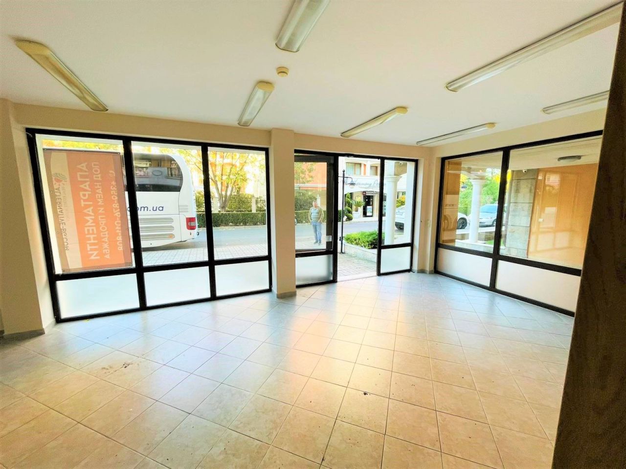 Коммерческая недвижимость на Солнечном берегу, Болгария, 49 м² - фото 4