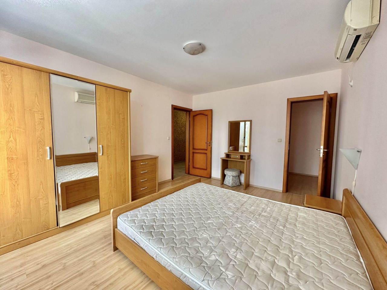 Квартира в Елените, Болгария, 75 м² - фото 8