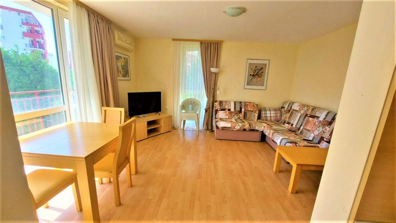 Квартира в Бургасе, Болгария, 69 м² - фото 8