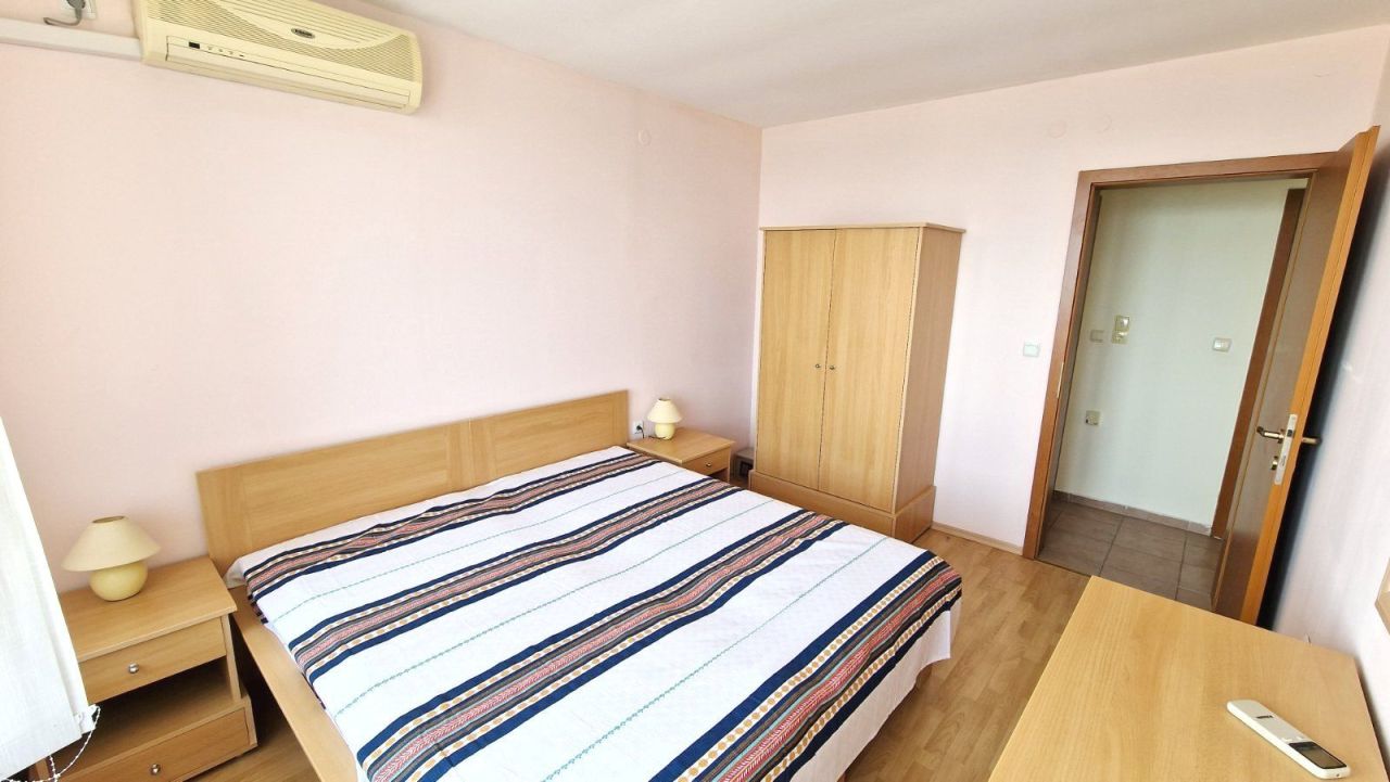 Квартира в Елените, Болгария, 98 м² - фото 9