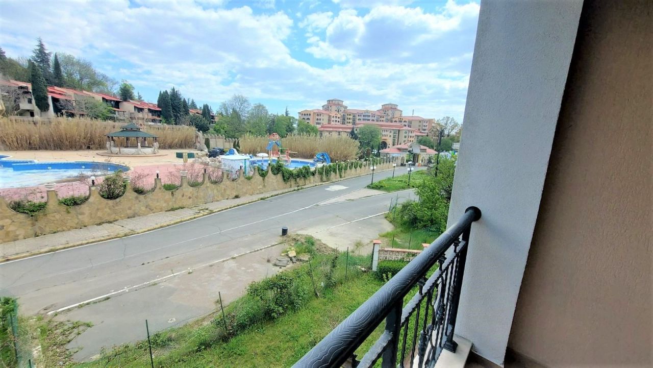 Квартира в Елените, Болгария, 54 м² - фото 10