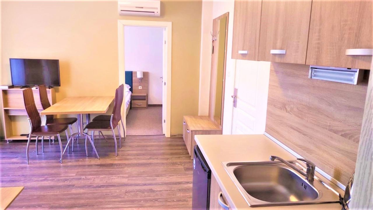 Квартира в Бургасе, Болгария, 85 м² - фото 10