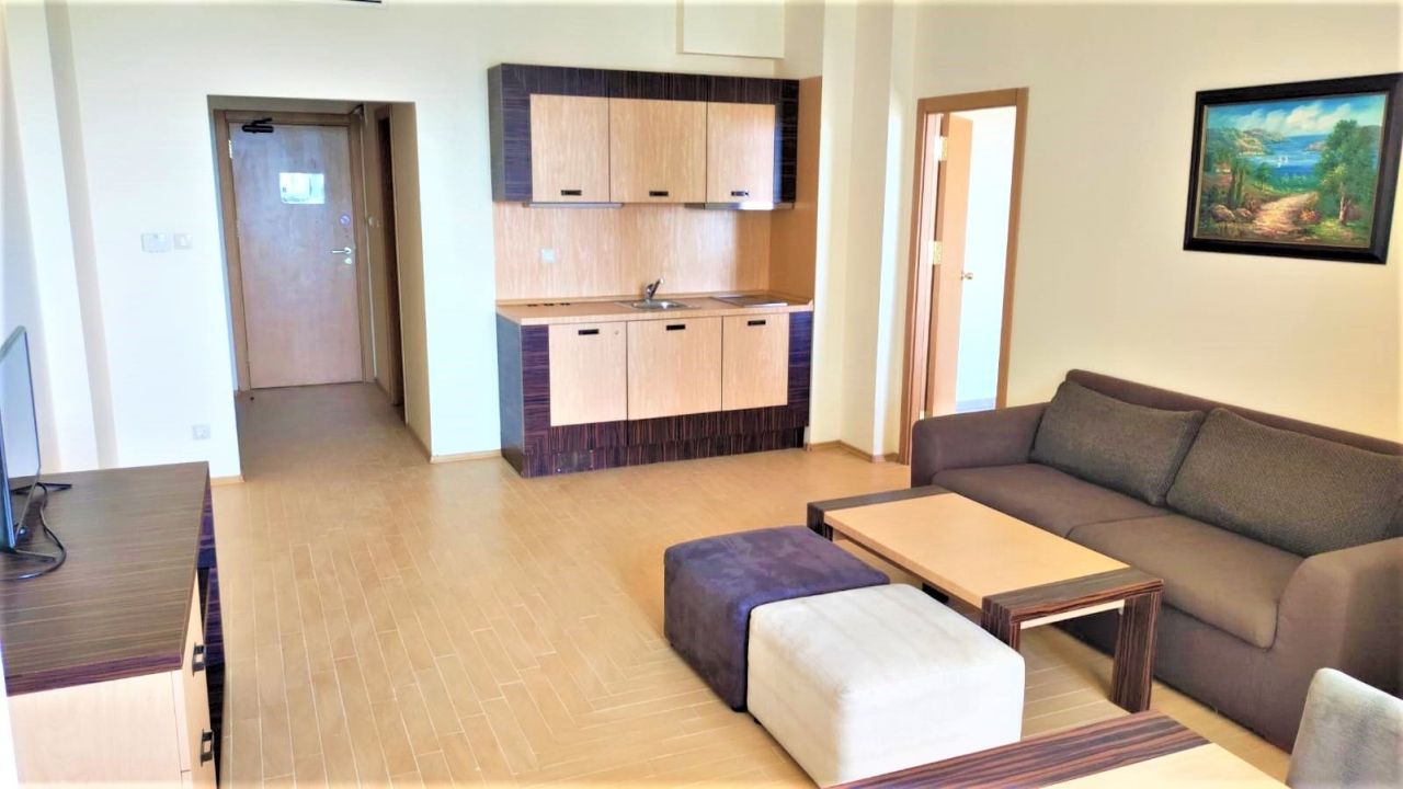 Квартира в Бургасе, Болгария, 82 м² - фото 11