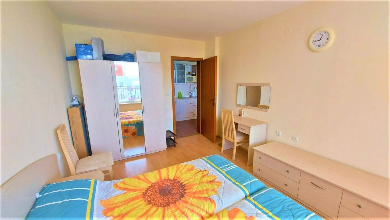 Квартира в Бургасе, Болгария, 72 м² - фото 12