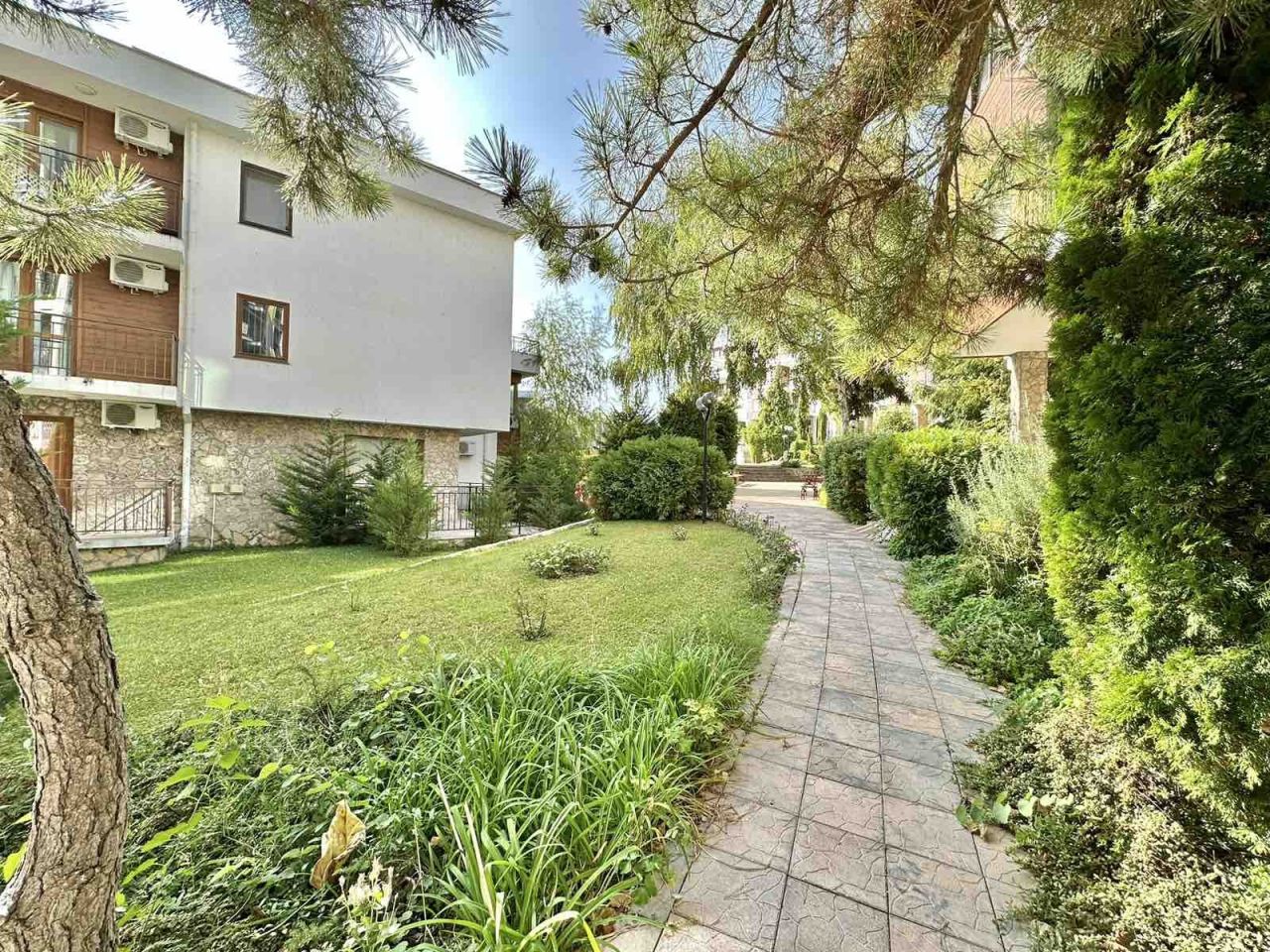 Квартира в Елените, Болгария, 75 м² - фото 14