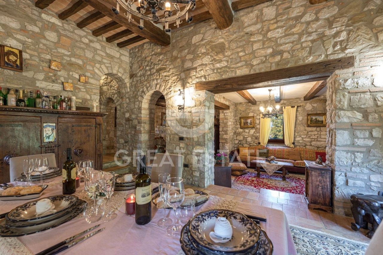 Дом в Тоди, Италия, 811.85 м² - фото 15