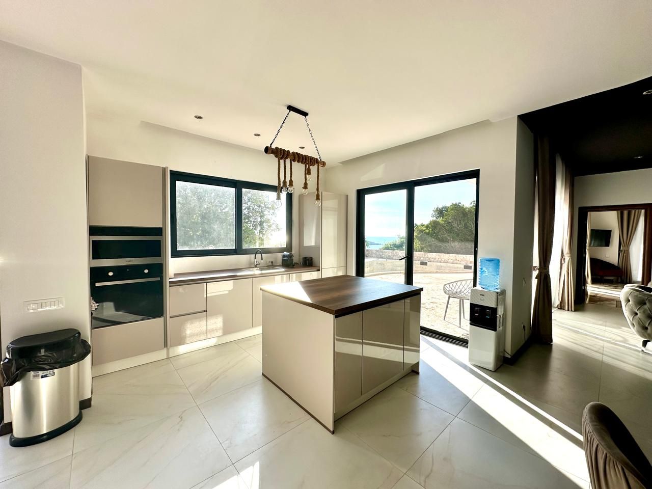 Вилла в Утехе, Черногория, 250 м² - фото 8