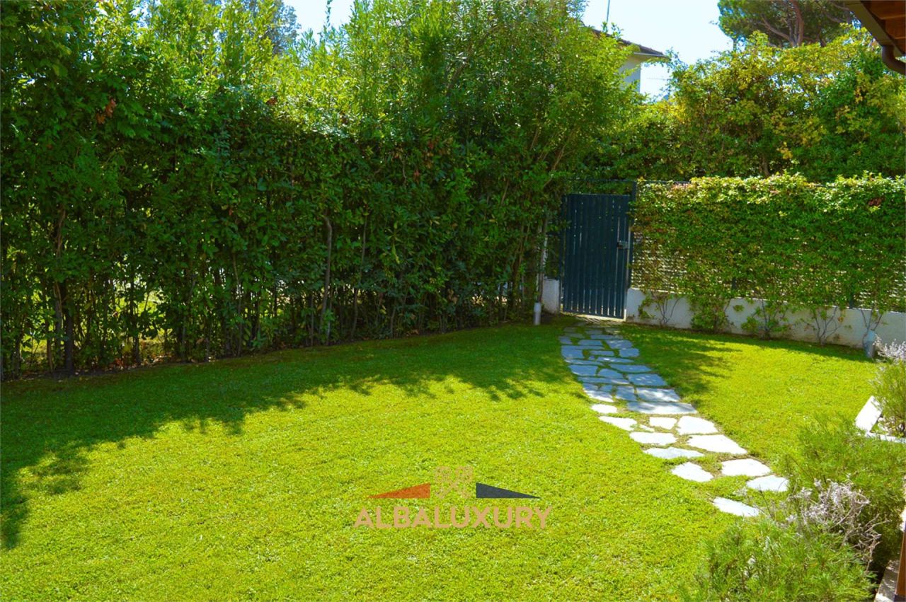 Вилла в Форте деи Марми, Италия, 130 м² - фото 10