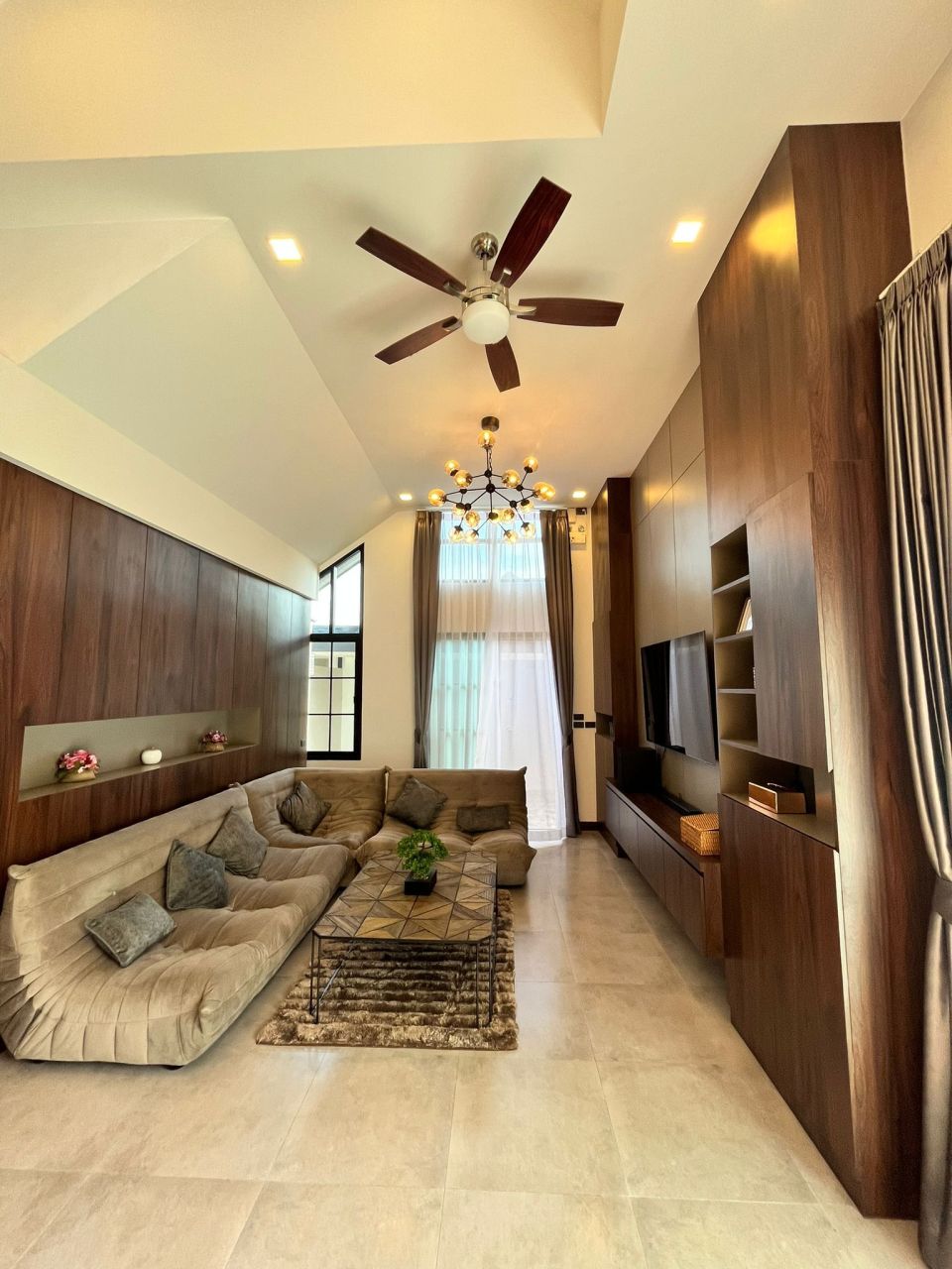 Вилла в Паттайе, Таиланд, 332 м² - фото 3