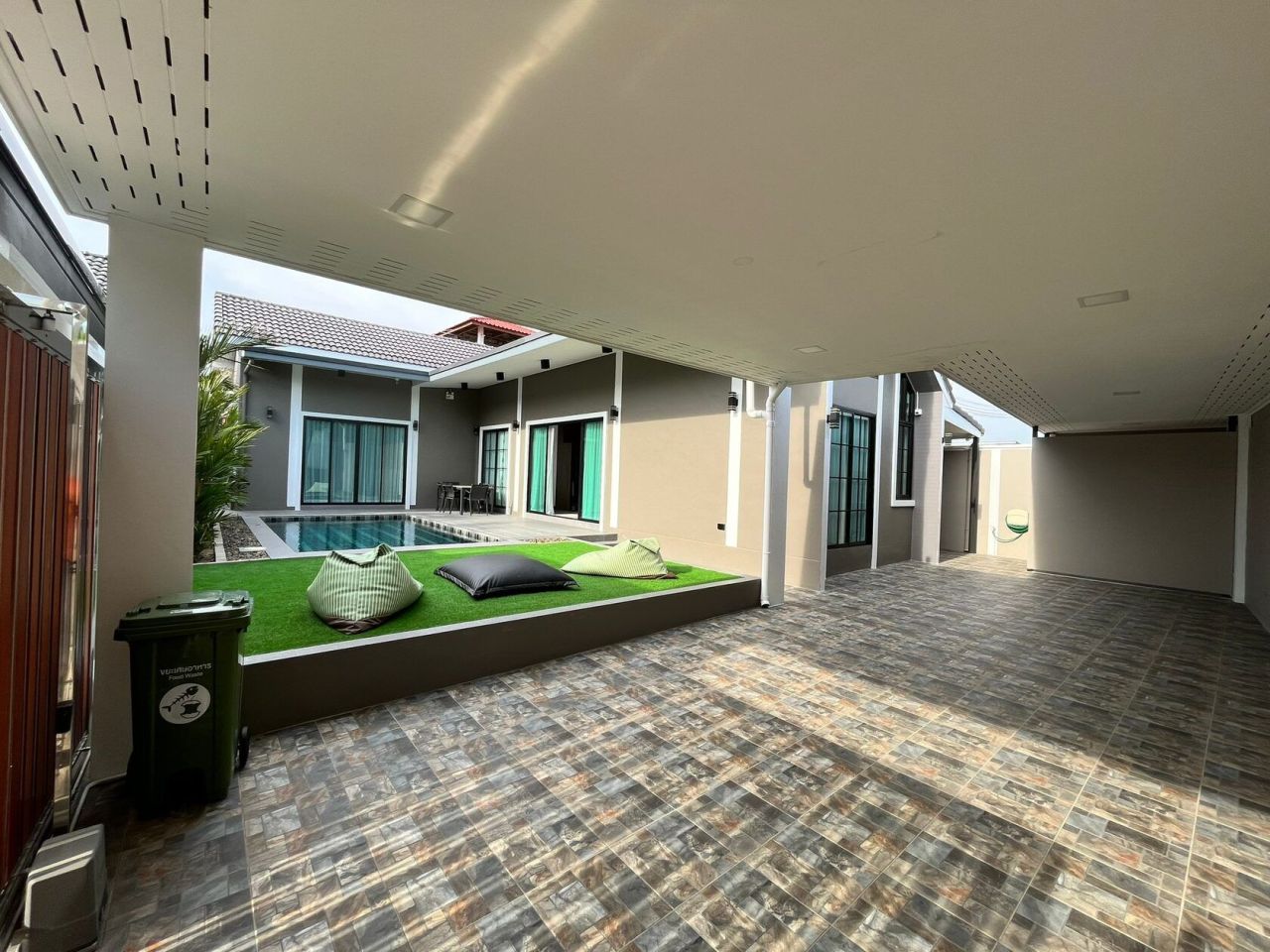 Вилла в Паттайе, Таиланд, 332 м² - фото 10