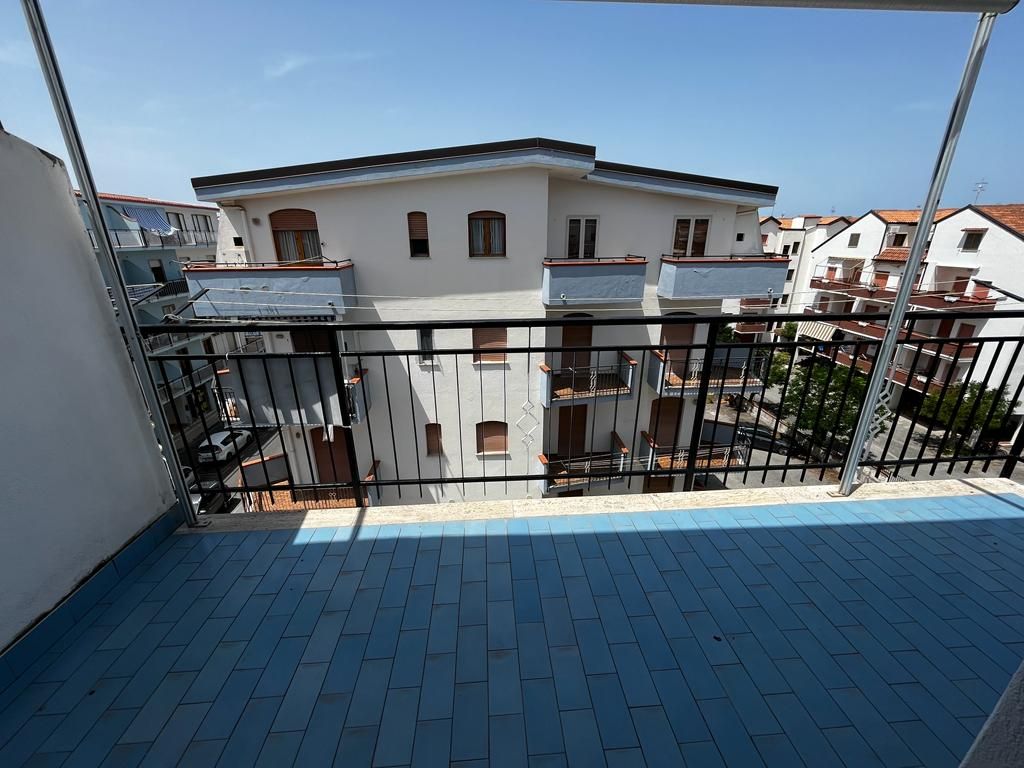 Квартира в Скалее, Италия, 52 м² - фото 10