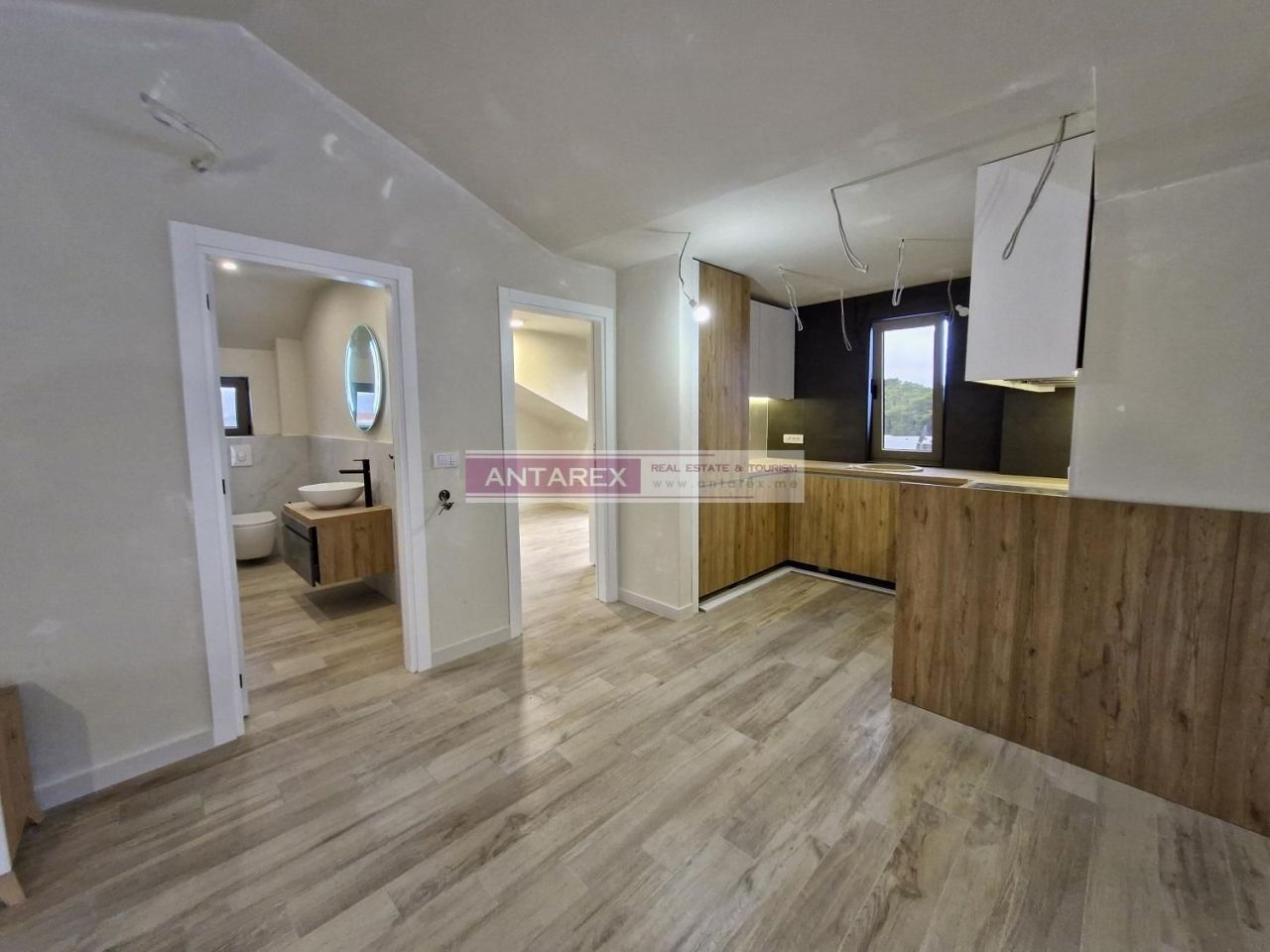 Апартаменты в Тивате, Черногория, 90 м² - фото 8