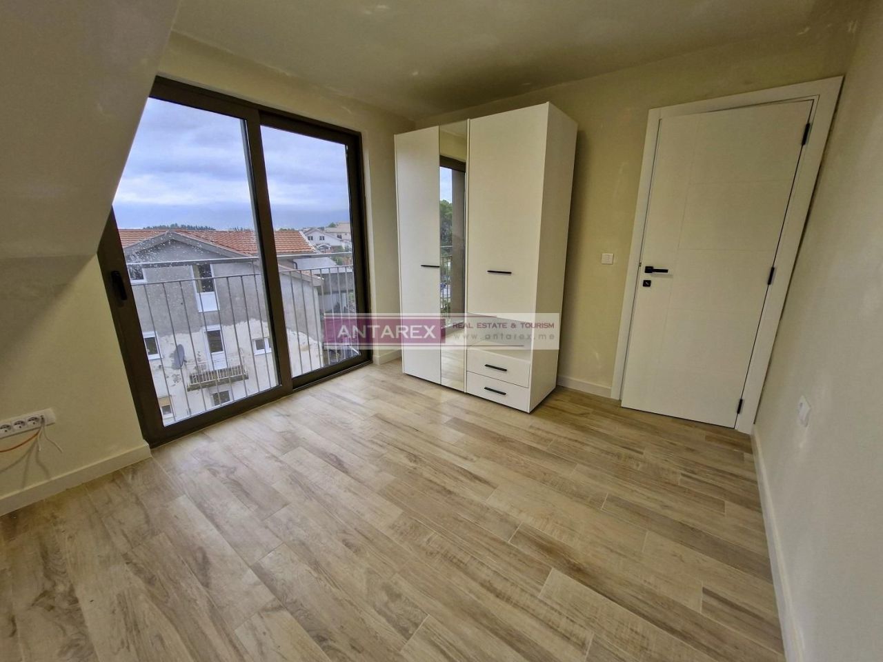 Апартаменты в Тивате, Черногория, 90 м² - фото 10