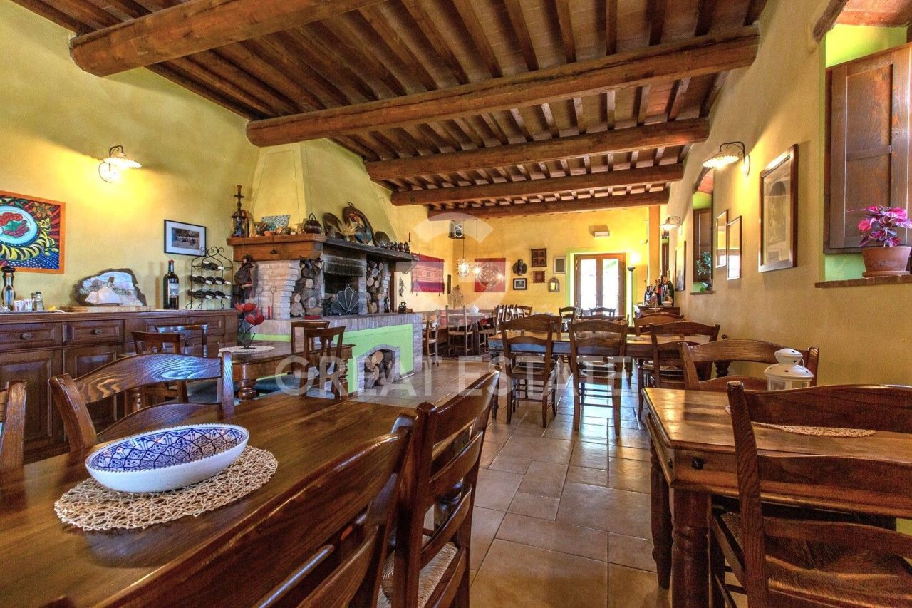 Дом в Монтегаббьоне, Италия, 810 м² - фото 11