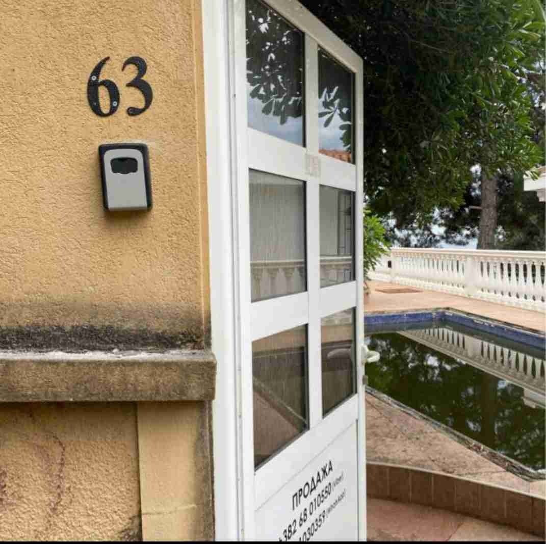 Вилла в Добра Воде, Черногория, 120 м² - фото 2