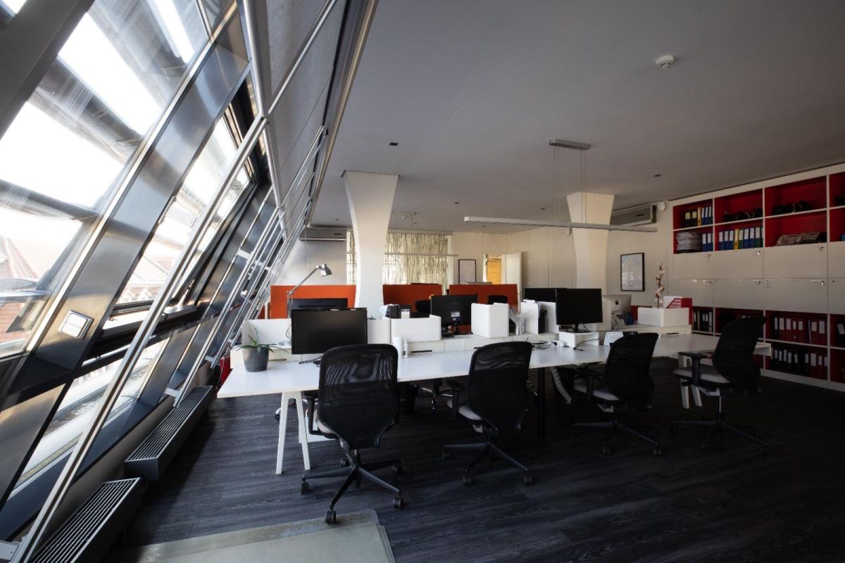 Коммерческая недвижимость в Риге, Латвия, 260 м² - фото 6