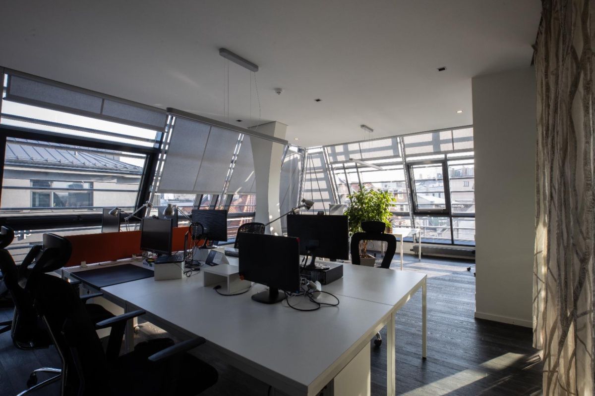 Коммерческая недвижимость в Риге, Латвия, 260 м² - фото 8