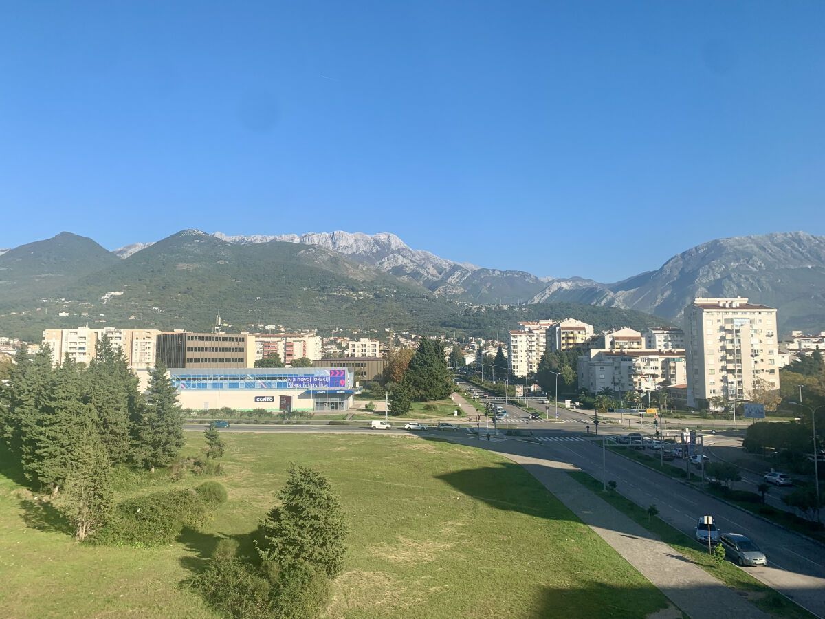 Квартира в Баре, Черногория, 85 м² - фото 9