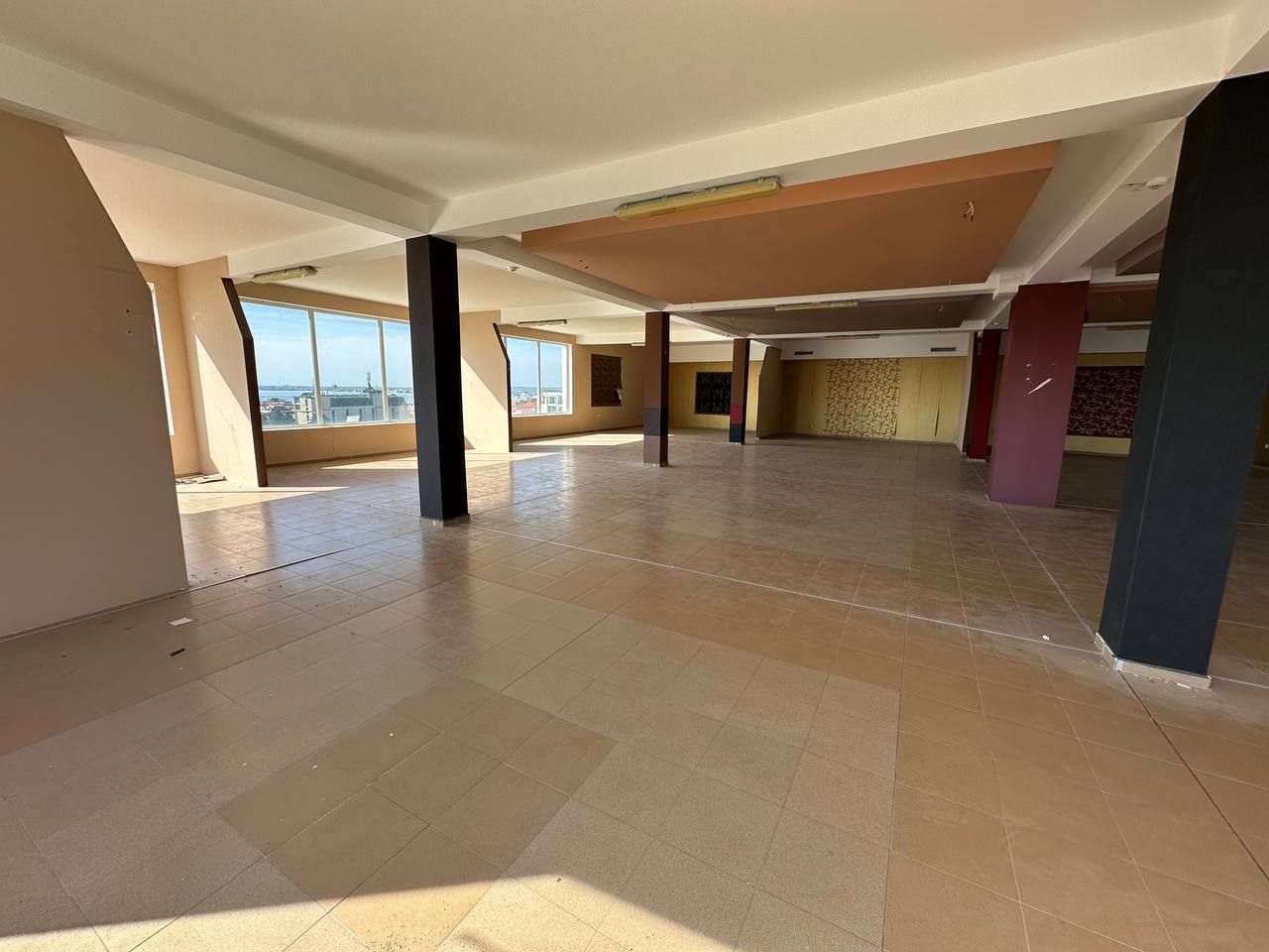 Офис в Святом Власе, Болгария, 421 м² - фото 2