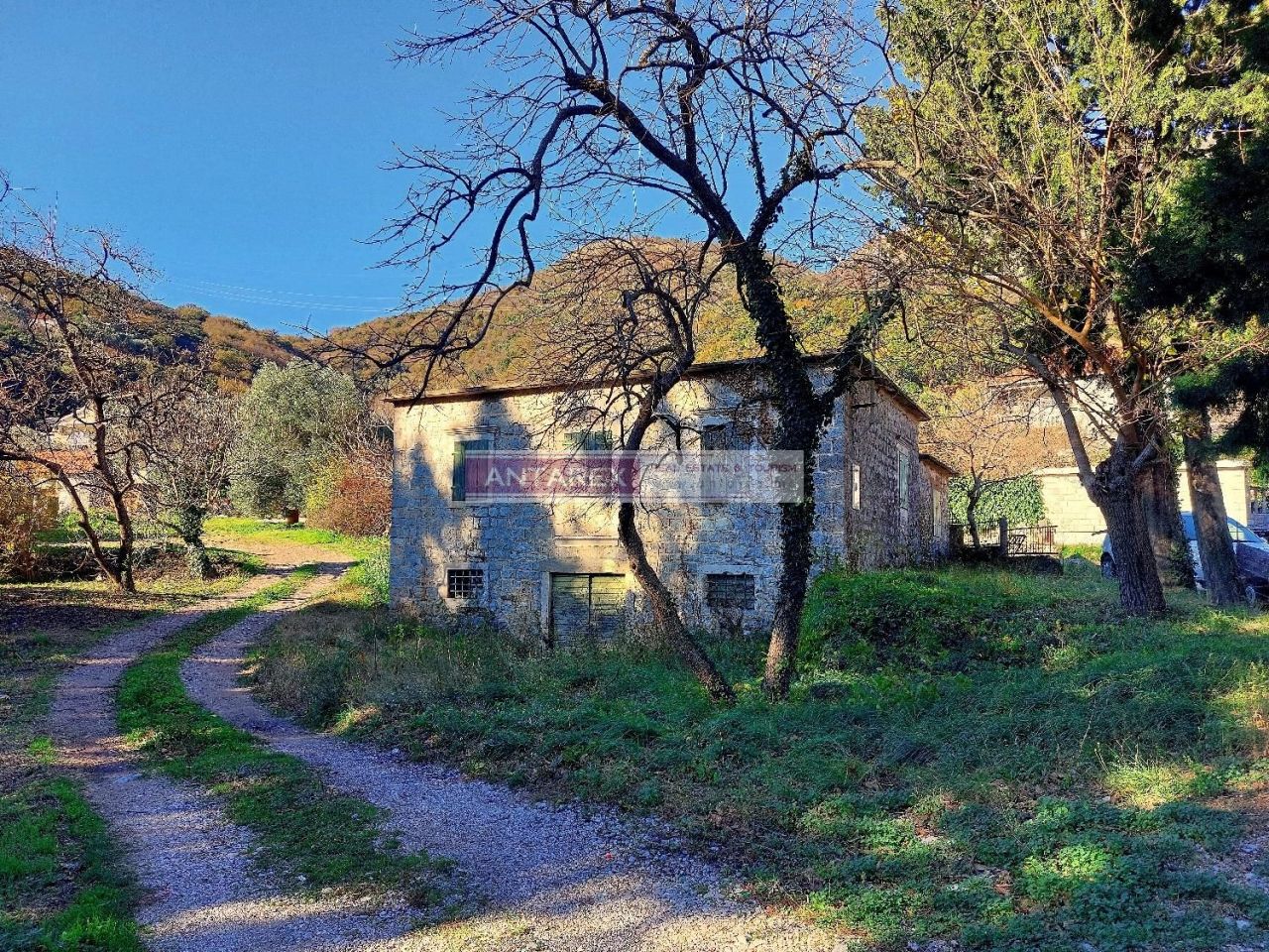 Вилла в Каменари, Черногория, 107 м² - фото 4