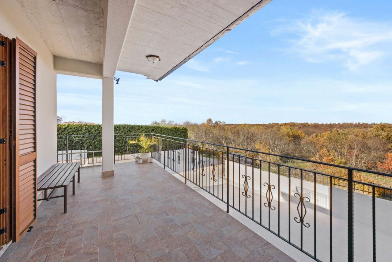 Дом в Буйе, Хорватия, 193 м² - фото 8