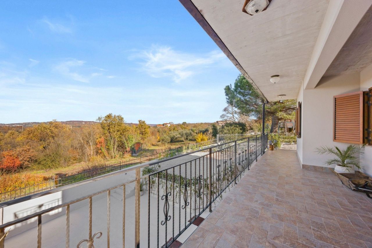 Дом в Буйе, Хорватия, 193 м² - фото 9