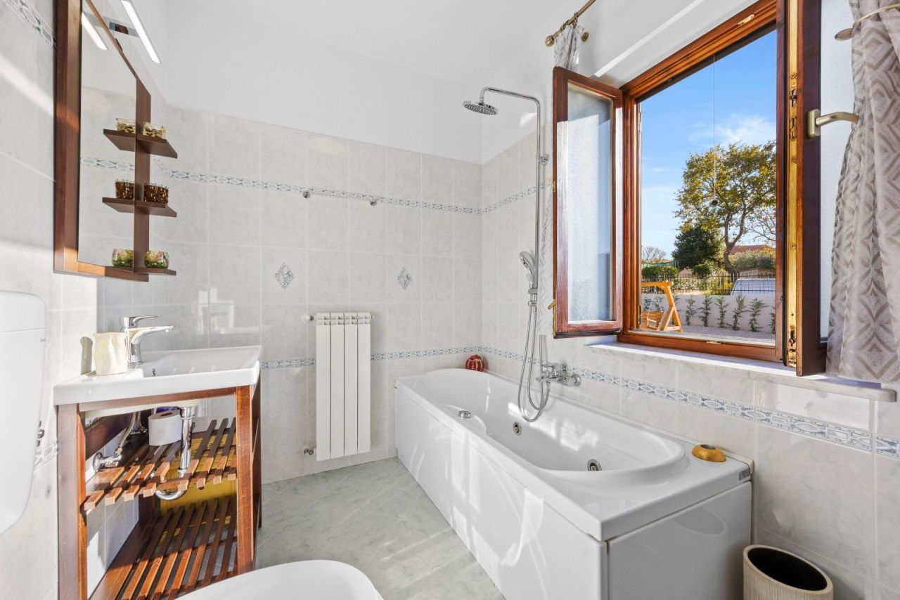 Дом в Буйе, Хорватия, 193 м² - фото 10